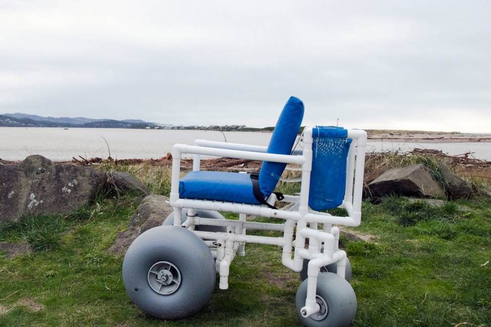 beach wheelchair in Lincoln City